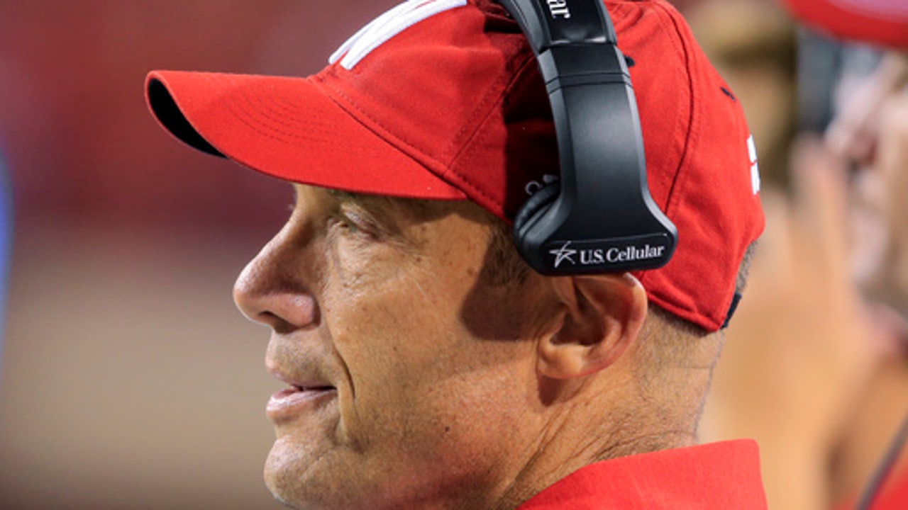 Riley expects Wyoming to be inspired for game with Huskers